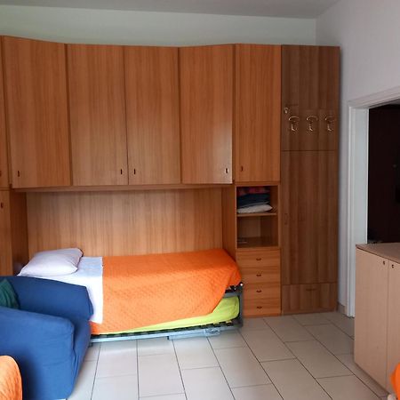 Apartamento Vicino Policlinico San Donato Apartment Сан Донато Миланезе Екстериор снимка