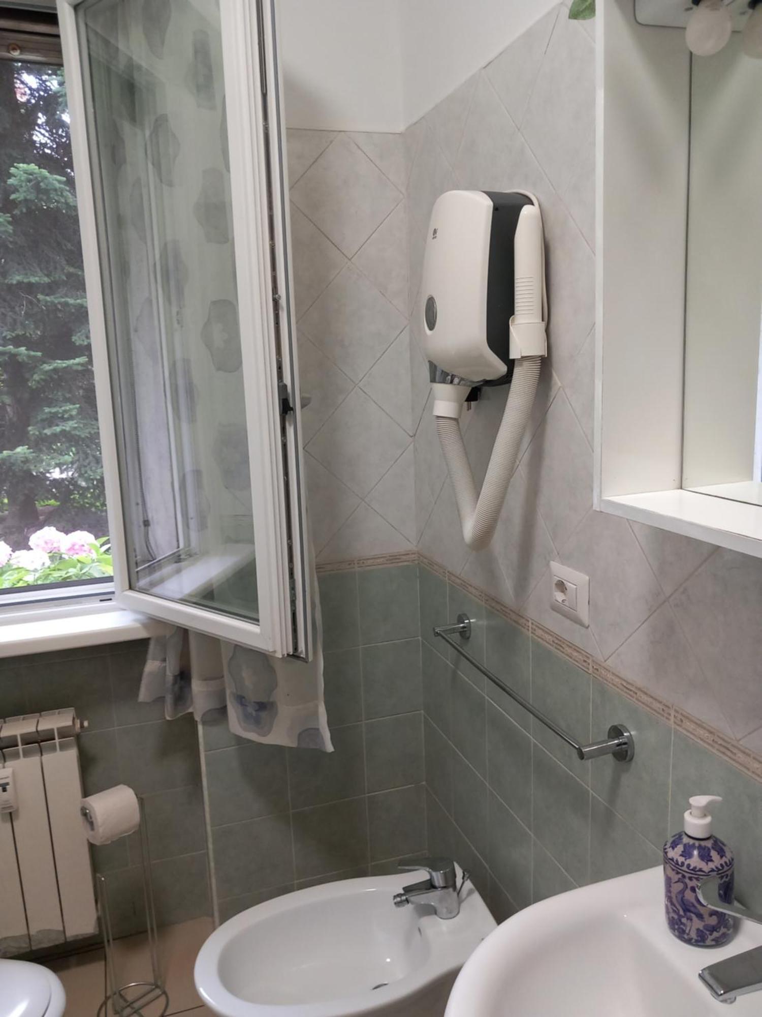 Apartamento Vicino Policlinico San Donato Сан Донато Миланезе Екстериор снимка